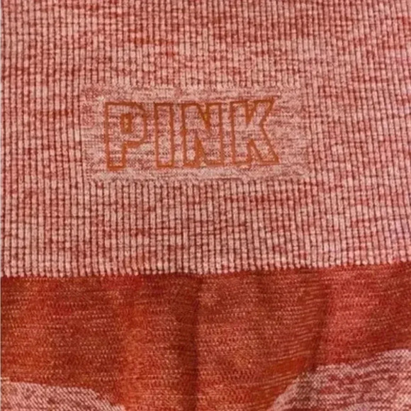 Victoria’s Secret Pink Women's Size Small Salmon Colored Seamless Leggings - Picture 2 of 4